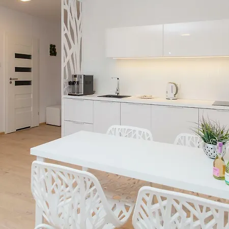 Апартаменти Sirius Polanki Park *